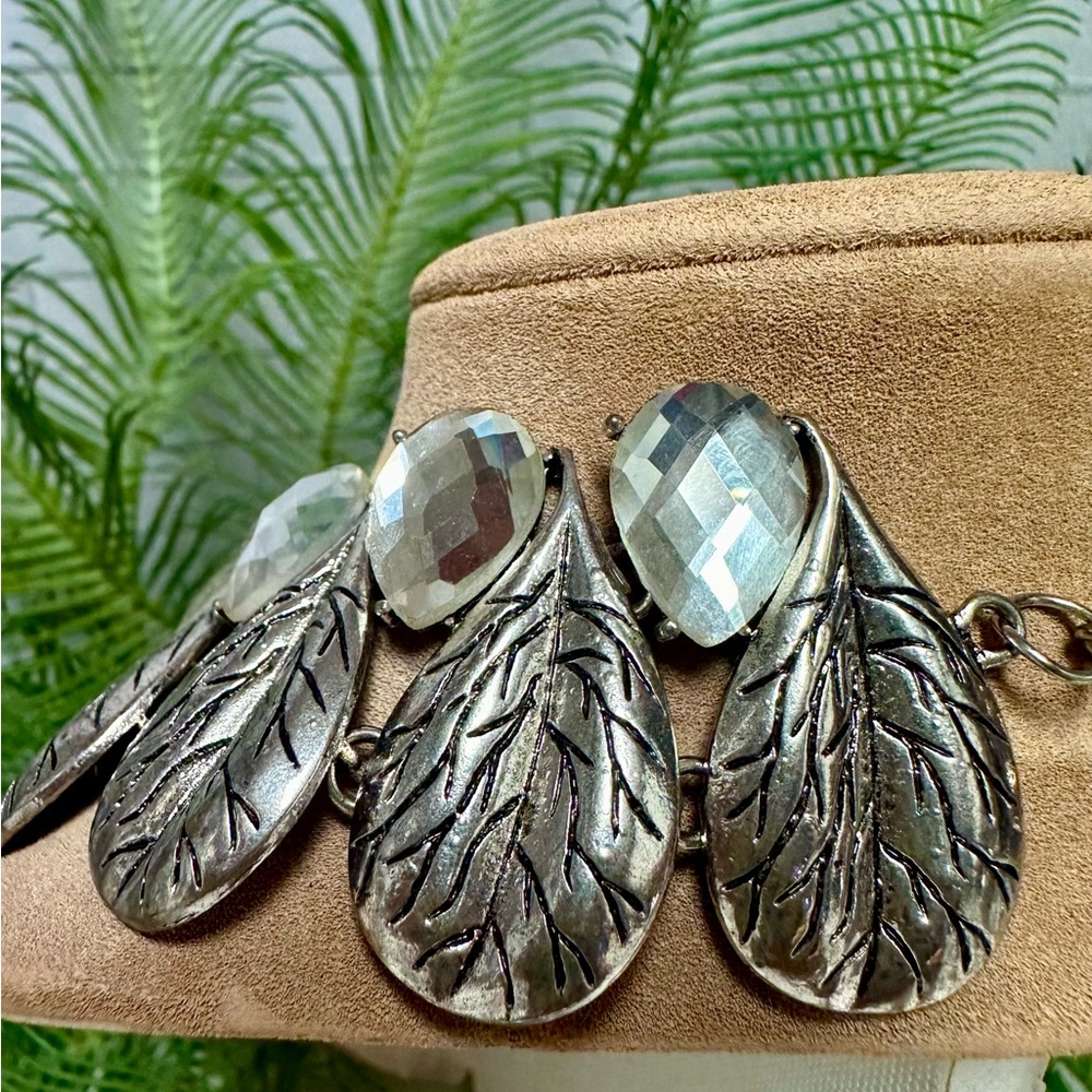 Silver Statement Necklace Set - image 5